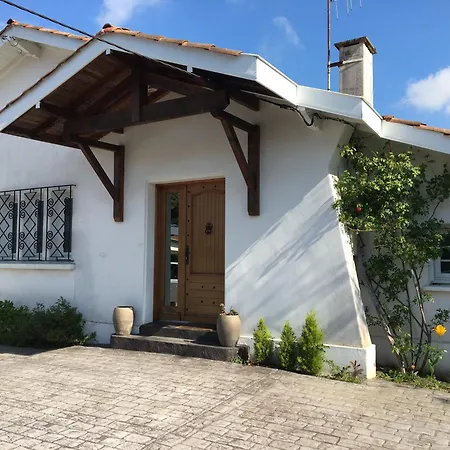 Spacieuse Avec Piscine Sur Cote Basque Villa
